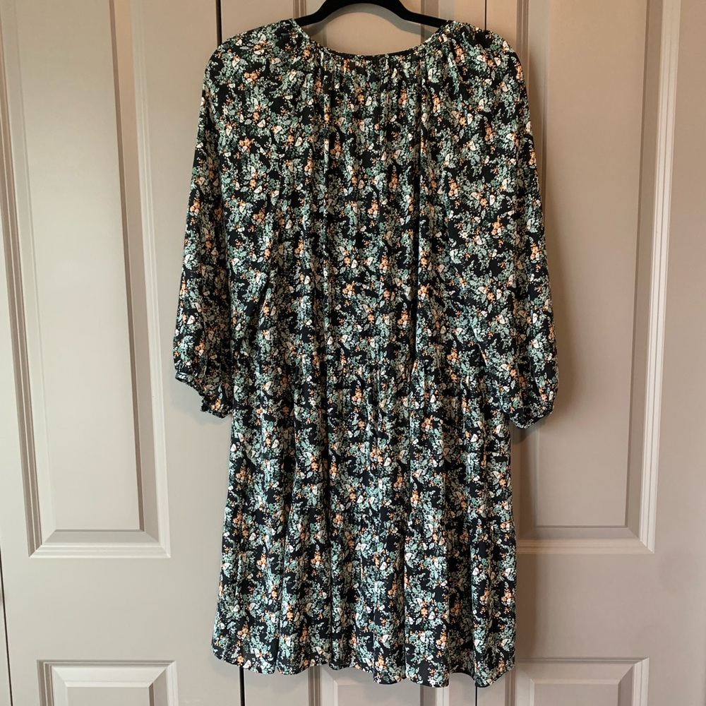 Banana Republic Swing Green Floral Shift Dress. Size medium. - Picture 6 of 7